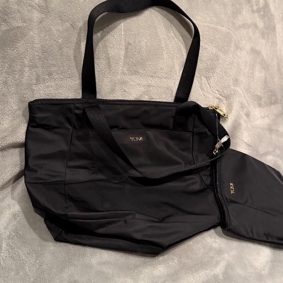 Tumi  just in case small tote - Picture 3 of 6